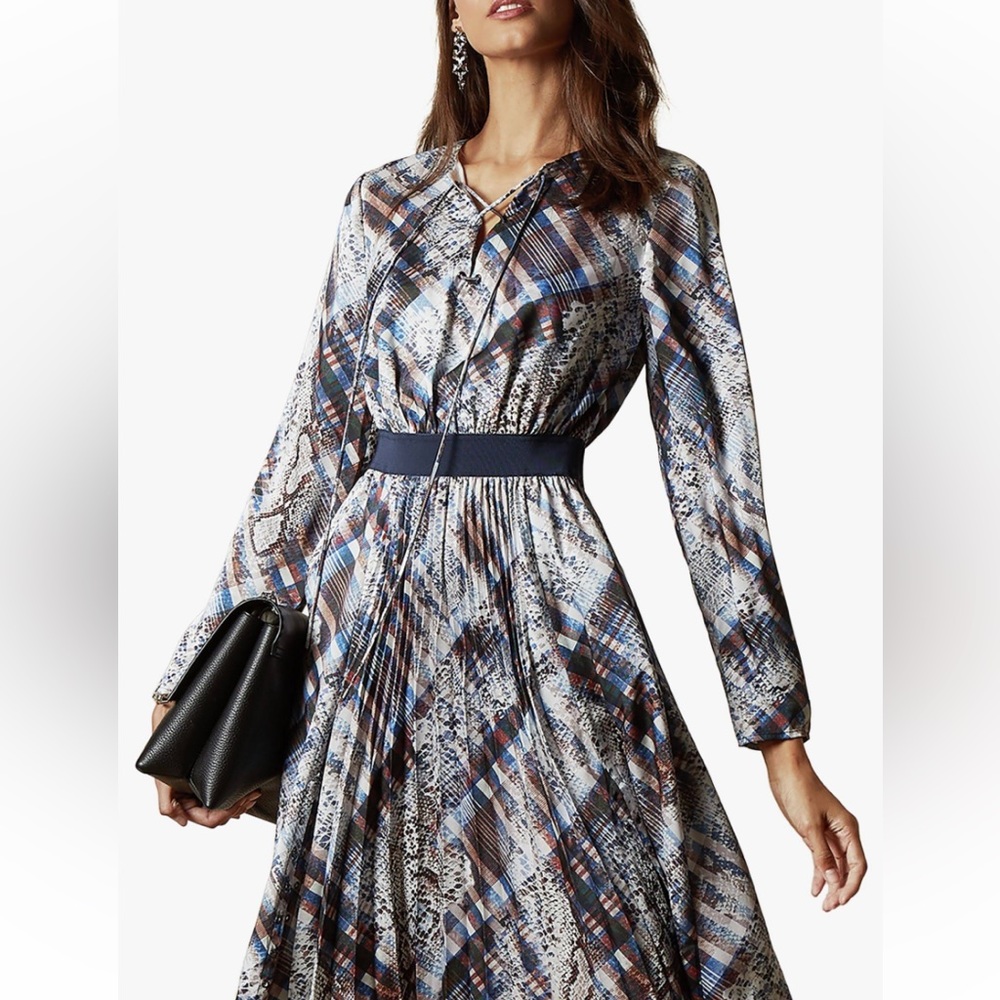 New Ted Baker London womens quartz printed midi long sleave dress Fit S-M - Picture 3 of 16